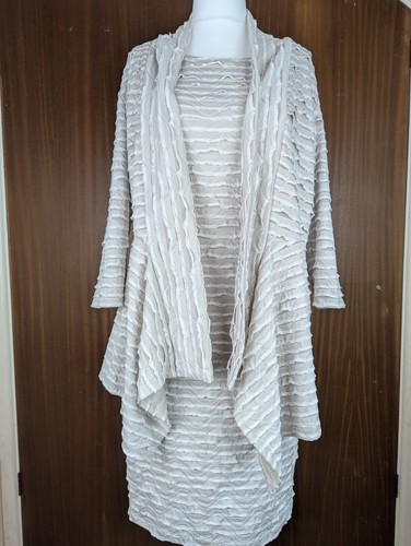 Frank lyman piece outfit - 2,